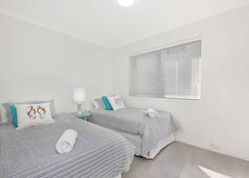 Joanne Apartments 5