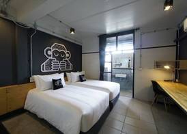 Blu Monkey Hotel Surat Thani 4