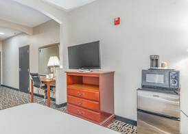 Days Inn by Wyndham Coliseum Montgomery AL 5