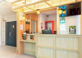 B&B HOTEL Nantes Centre 5