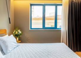 Bob W Athens Eolou 3