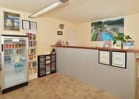 Waterfalls Estate - Motel & Campground 2