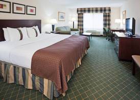 Holiday Inn CONFERENCE CTR MARSHFIELD by IHG 4