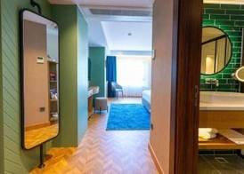 Q Style Hotel 5