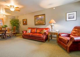 Travelodge by Wyndham Gardiner Yellowstone Park North Entr 4