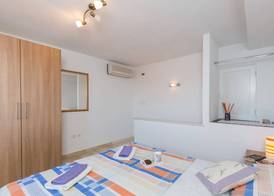 Apartments Lovro 2