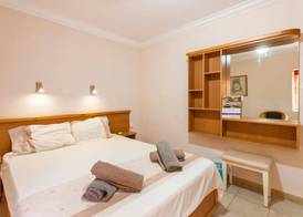 Villa & Pool Apart in Mellieha Bay Apartments 4