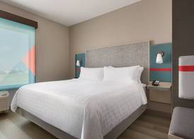 avid hotel BOSTON LOGAN AIRPORT - REVERE by IHG 5