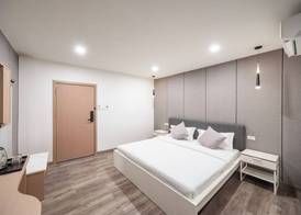 Moca Hotel 5