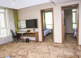 Holiday Inn Express Chengdu West Gate by IHG 4