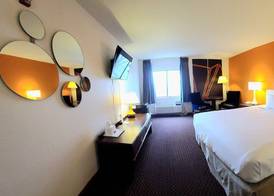 Howard Johnson by Wyndham Manteno 3
