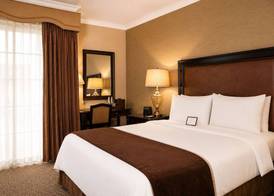 The Inn at UCLA 4