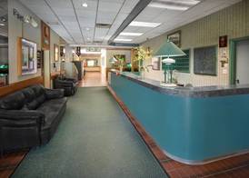 Crestwood Hotel 2