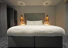 1820 Boutique Rooms & Suites 4