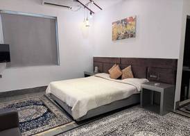 360 South, Khandala 3