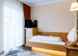 AKZENT Hotel Bayerwald-Residenz 4