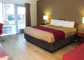 Garden Inn & Suites Oakland Airport 2
