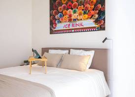 En Suite bedrooms at Reckenthal House by Rentaroo 3