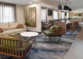 Fairfield Inn & Suites Dallas Park Central 2