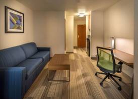 Holiday Inn Express & Suites CARSON CITY by IHG 4