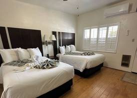 Cambria Palms Motel 4
