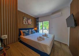 Halikarya Hotel & Restaurant Beach 5