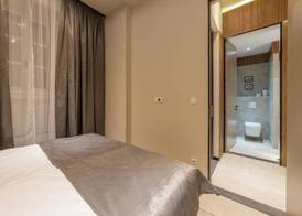 Dezman Luxury Center 4