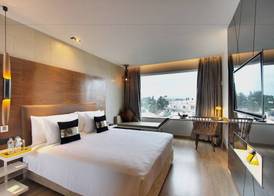 Radisson Bengaluru City Center 5