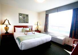 Foxwood Inn & Suites 5