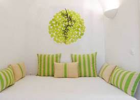 White Grape Suites 5