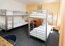 Hotel Goldener Hahn 3