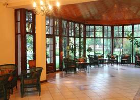 Bronte Hotel 3