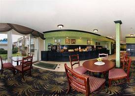 Quality Inn & Suites on the Beach Downtown 2