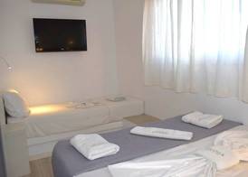 Tinos Heritage Plateia 4