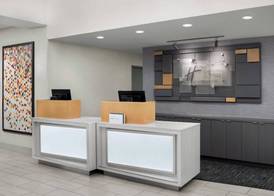 Holiday Inn Express & Suites MARINA - STATE BEACH AREA by IHG 3