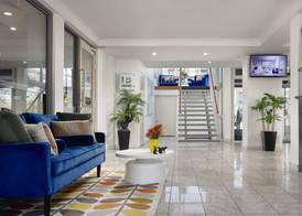 Baileys Parkside Motel by VetroBlu 2