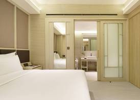 M City Hotel Saigon 4