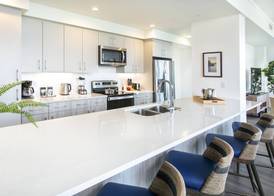 One Lakeside 4
