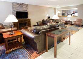 Baymont by Wyndham Auburn 4