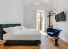 Dome Hotel 3