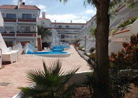Las FLORITAS 23 Terrace and Swimming Pool 4