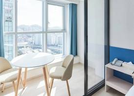NEWCZ CENTUM HOTEL 4