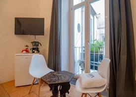 Carafa's Central Apartments 3