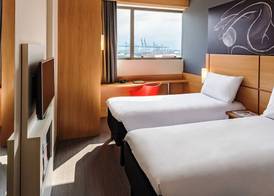 ibis Santos Valongo 5
