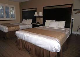 Travelodge by Wyndham Concord 5