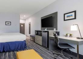 Holiday Inn Express & Suites Choctaw - Oklahoma City East by IHG 2