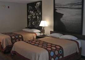 Super 8 by Wyndham Fayetteville 4