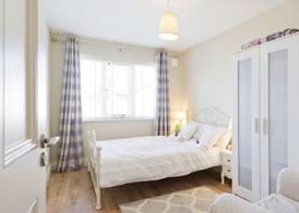Modern Homestay Room near Dublin Airport 3
