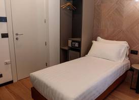 London Hotel 5