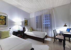 Carlisle Bay 5